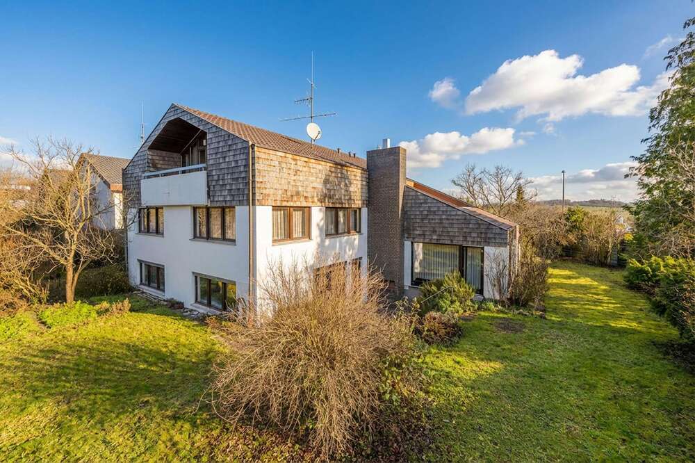 Thumbnail-Haus zum Kaufen in Nürtingen 879.000,00 € 282.59 m²