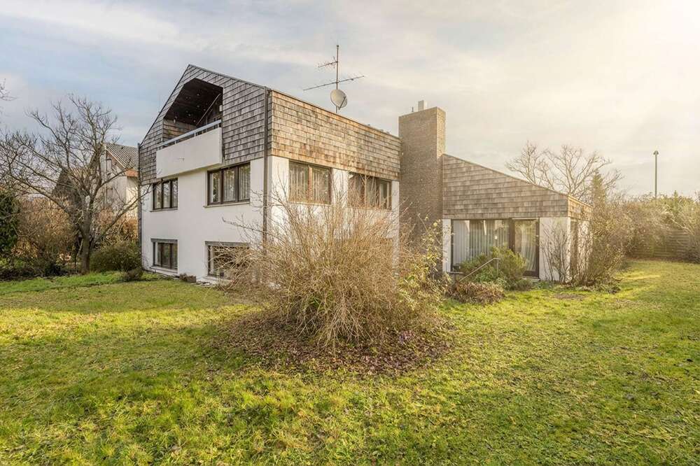 Thumbnail-Haus zum Kaufen in Nürtingen 949.000,00 € 282.59 m²