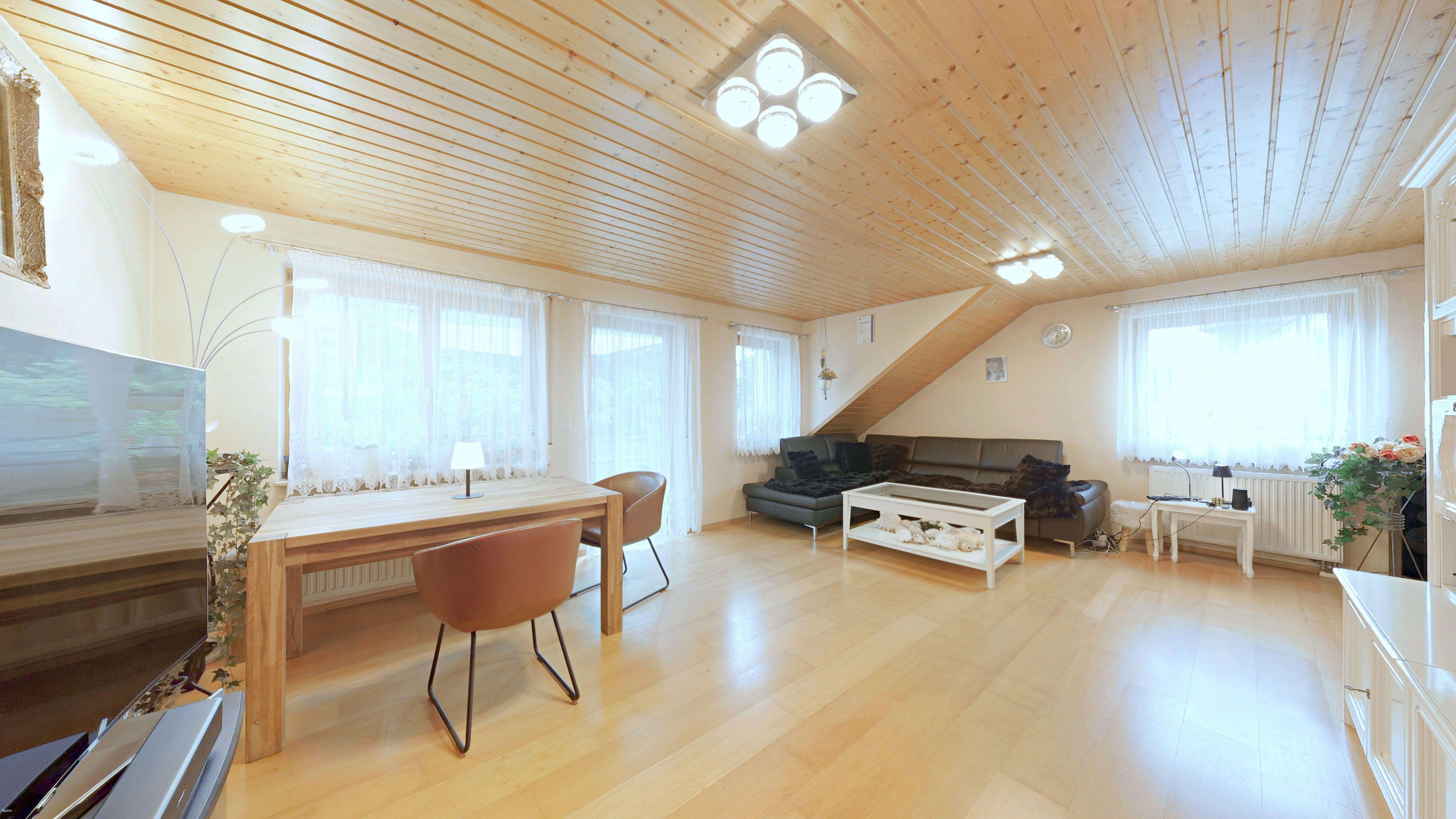 Thumbnail-Wohnung zum Kaufen in Weissach 298.000,00 € 96.28 m²