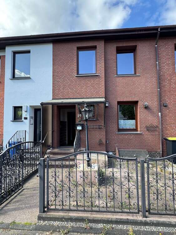 Thumbnail-Haus zum Kaufen in Delmenhorst 195.000,00 € 93 m²