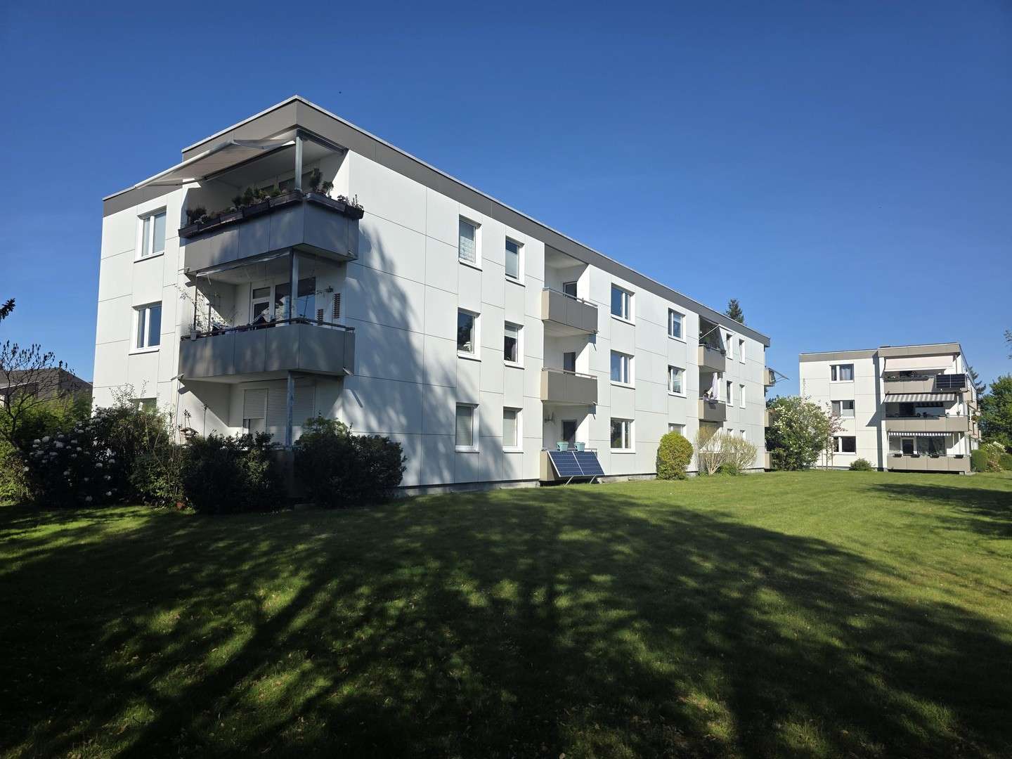 Thumbnail-Wohnung zum Mieten in Halstenbek 1.170,00 € 79.95 m²