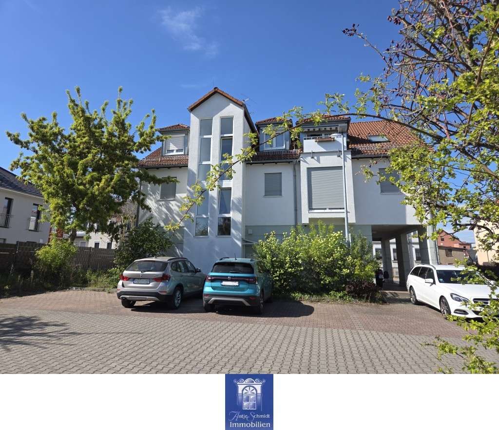 Thumbnail-Wohnung zum Mieten in Riesa 270,00 € 35.5 m²