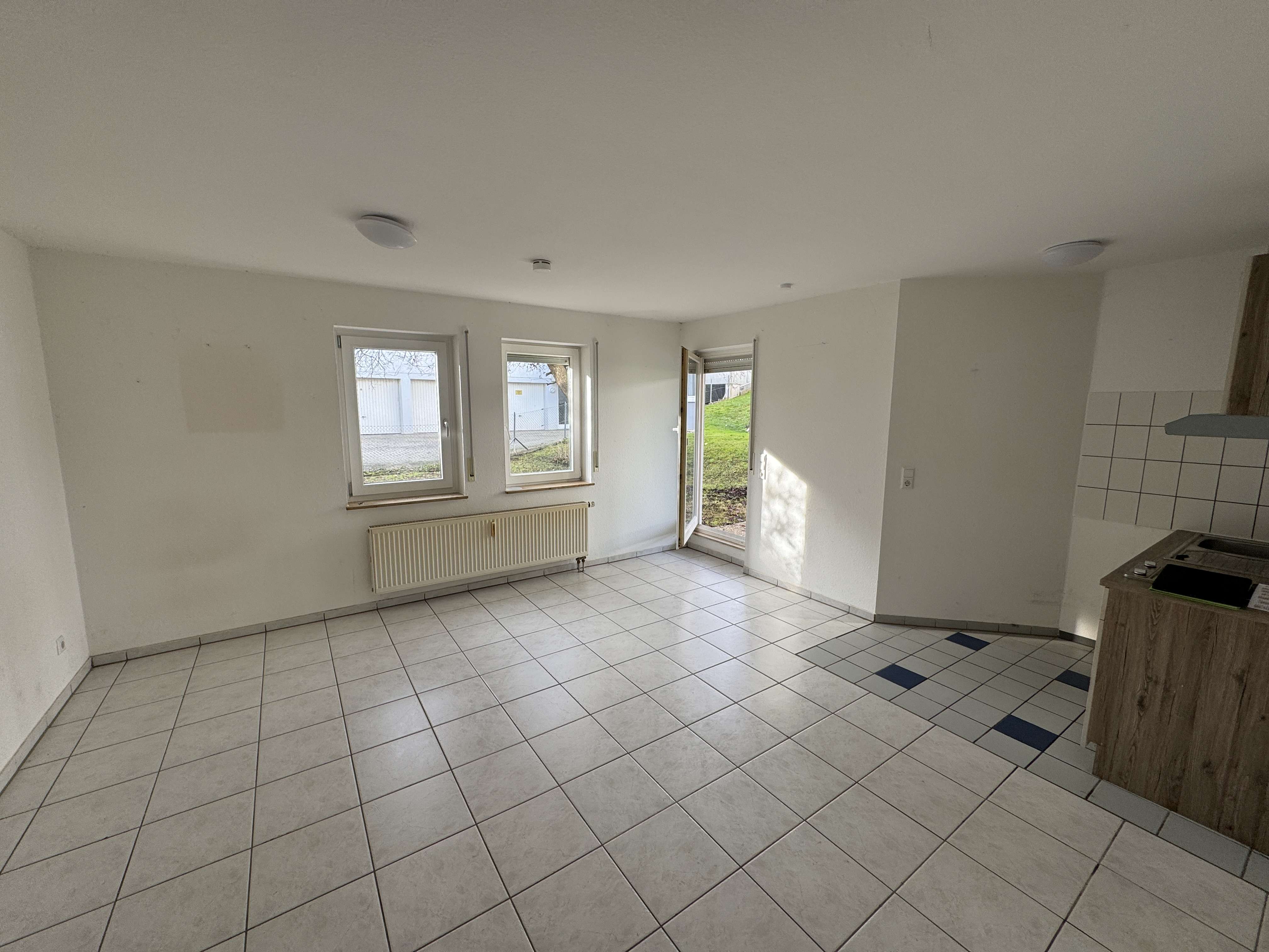 Thumbnail-Wohnung zum Mieten in Pforzheim 420,00 € 35.4 m²