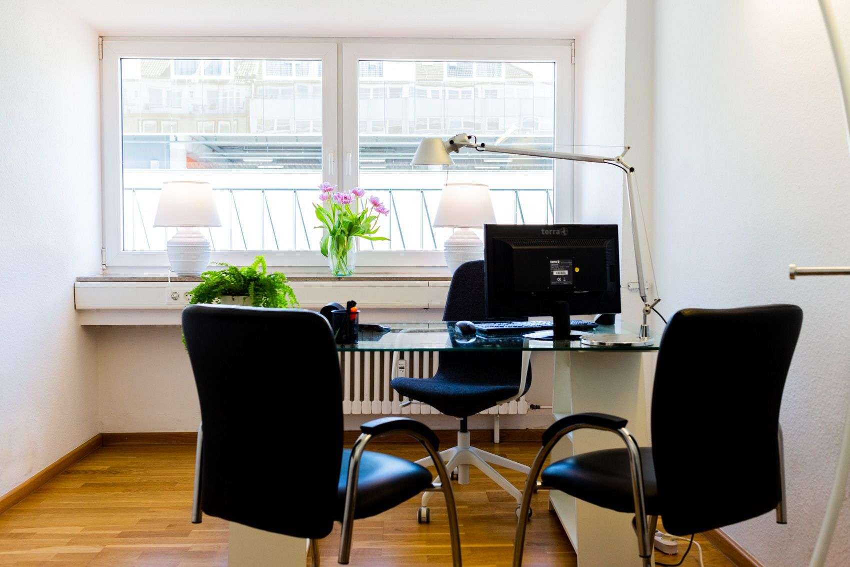 Thumbnail-Büro in Düsseldorf 443,85 € 28.37 m²