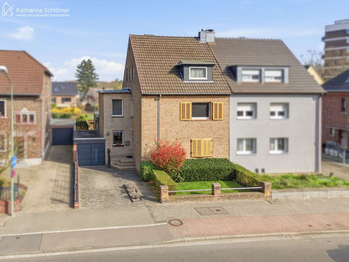 Thumbnail-Haus zum Kaufen in Neuss Neusserfurth 549.000,00 € 203 m²