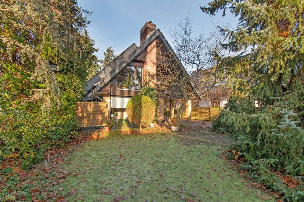 Thumbnail-Haus zum Kaufen in Hamburg 1.470.000,00 € 248 m²