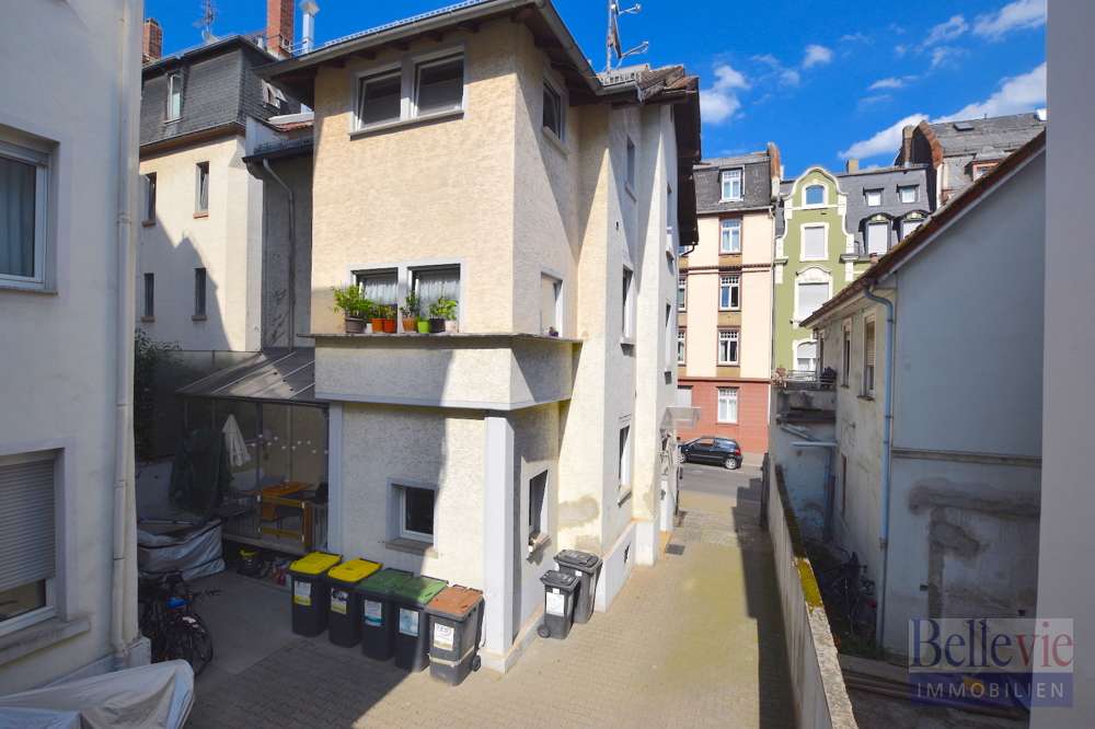 Thumbnail-Haus zum Kaufen in Frankfurt am Main Bornheim 1.820.000,00 € 352 m²