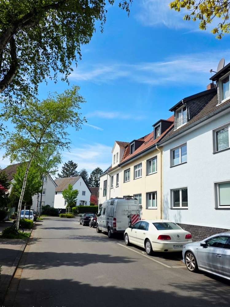 Thumbnail-Haus zum Kaufen in Bonn 690.000,00 € 198 m²