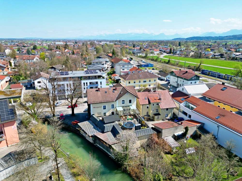 Thumbnail-Haus zum Kaufen in Bruckmühl 1.095.000,00 € 620 m²