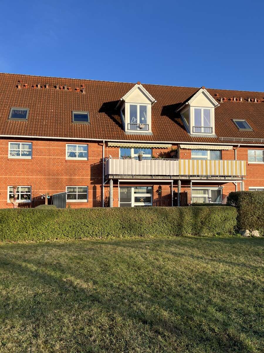 Thumbnail-Wohnung zum Kaufen in Schwerin 125.000,00 € 55.57 m²