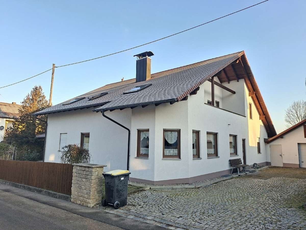 Thumbnail-Haus zum Kaufen in Diedorf 945.000,00 € 330 m²