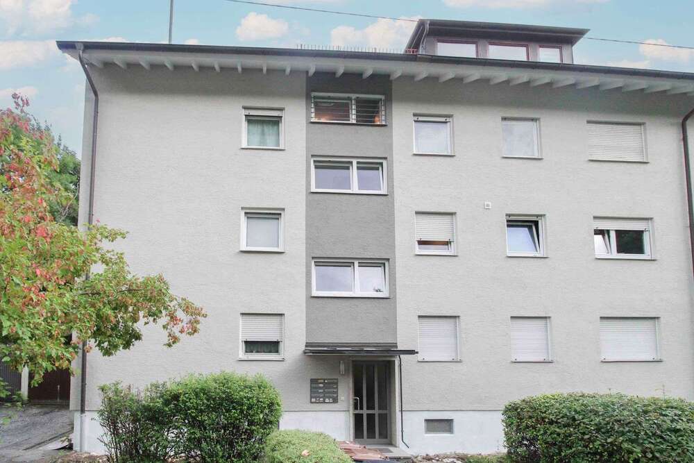 Thumbnail-Wohnung zum Kaufen in Bad Urach 165.000,00 € 64.11 m²