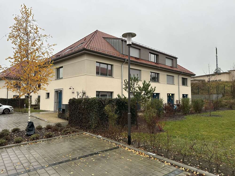 Thumbnail-Haus zum Mieten in Elstal 1.550,00 € 112.11 m²