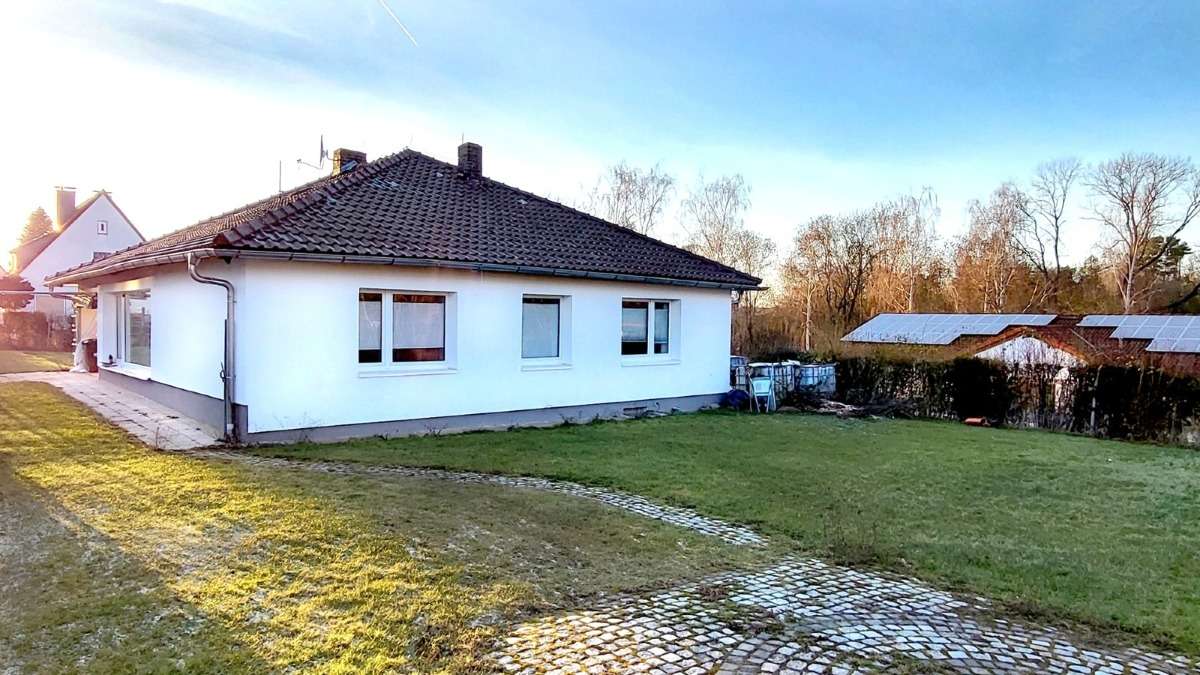 Thumbnail-Haus zum Kaufen in Calden 379.000,00 € 131 m²