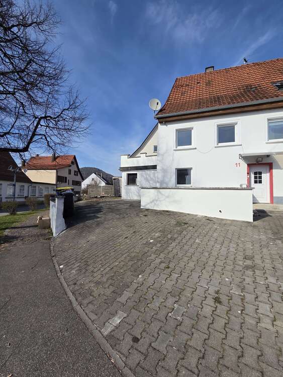 Thumbnail-Haus zum Kaufen in Dürbheim 119.000,00 € 139.68 m²
