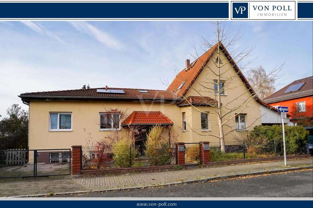 Thumbnail-Haus zum Kaufen in Berlin Biesdorf 849.000,00 € 240.41 m²