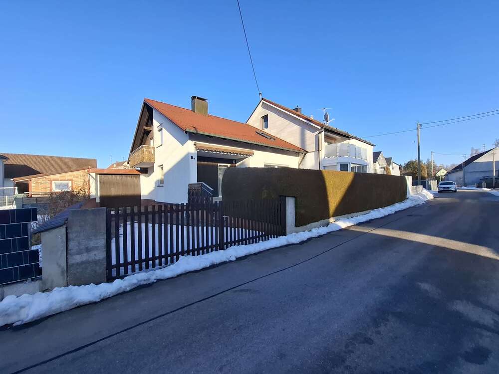 Thumbnail-Haus zum Kaufen in Wehringen 780.000,00 € 406 m²