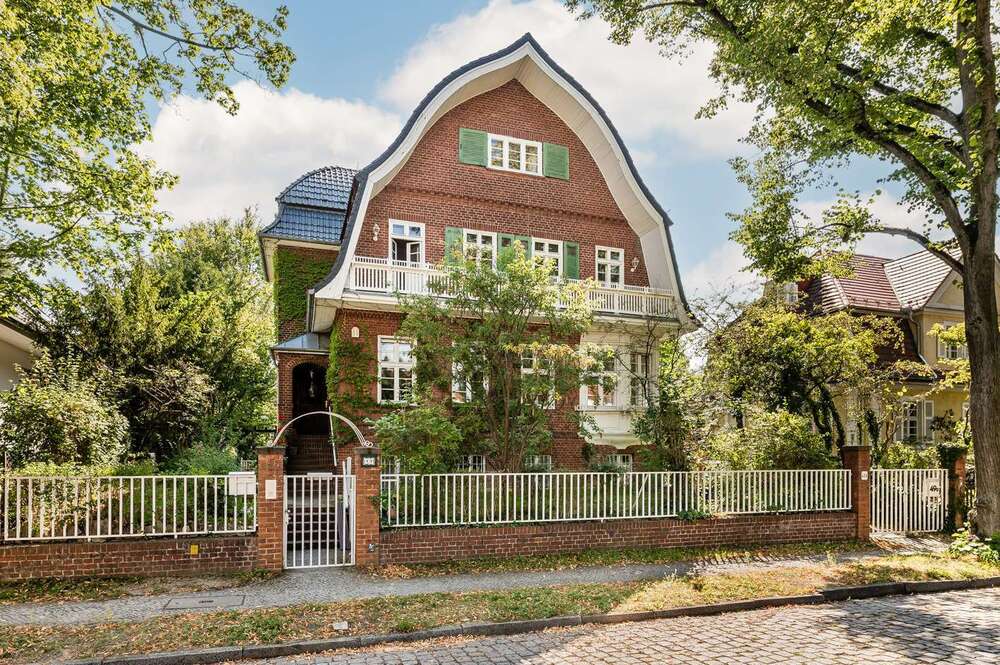 Thumbnail-Haus zum Kaufen in Berlin 2.200.000,00 € 286 m²