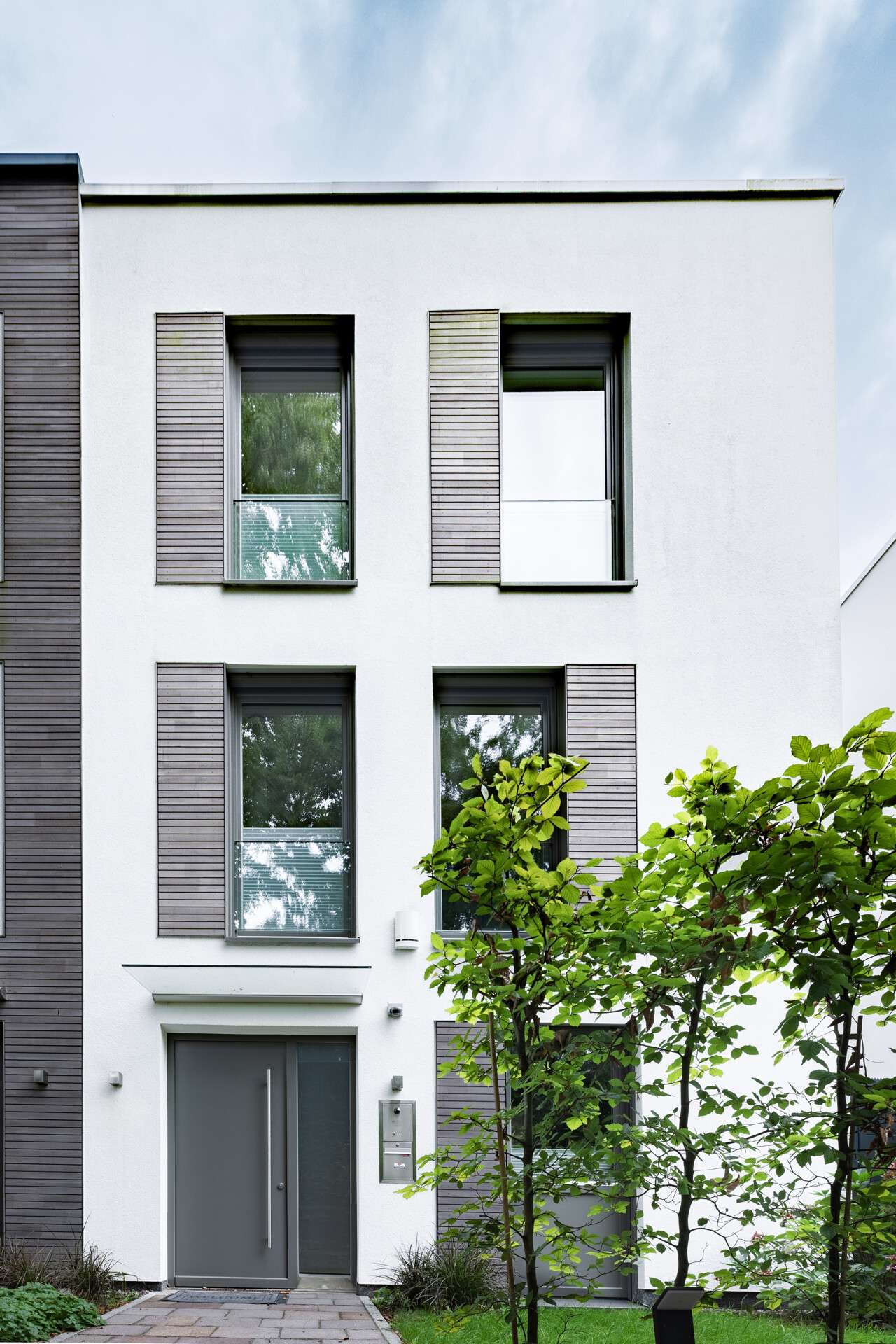 Thumbnail-Haus zum Kaufen in Hamburg Blankenese 2.050.000,00 € 196 m²