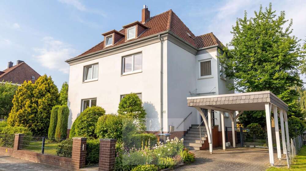 Thumbnail-Haus zum Kaufen in Stadthagen 335.000,00 € 199 m²