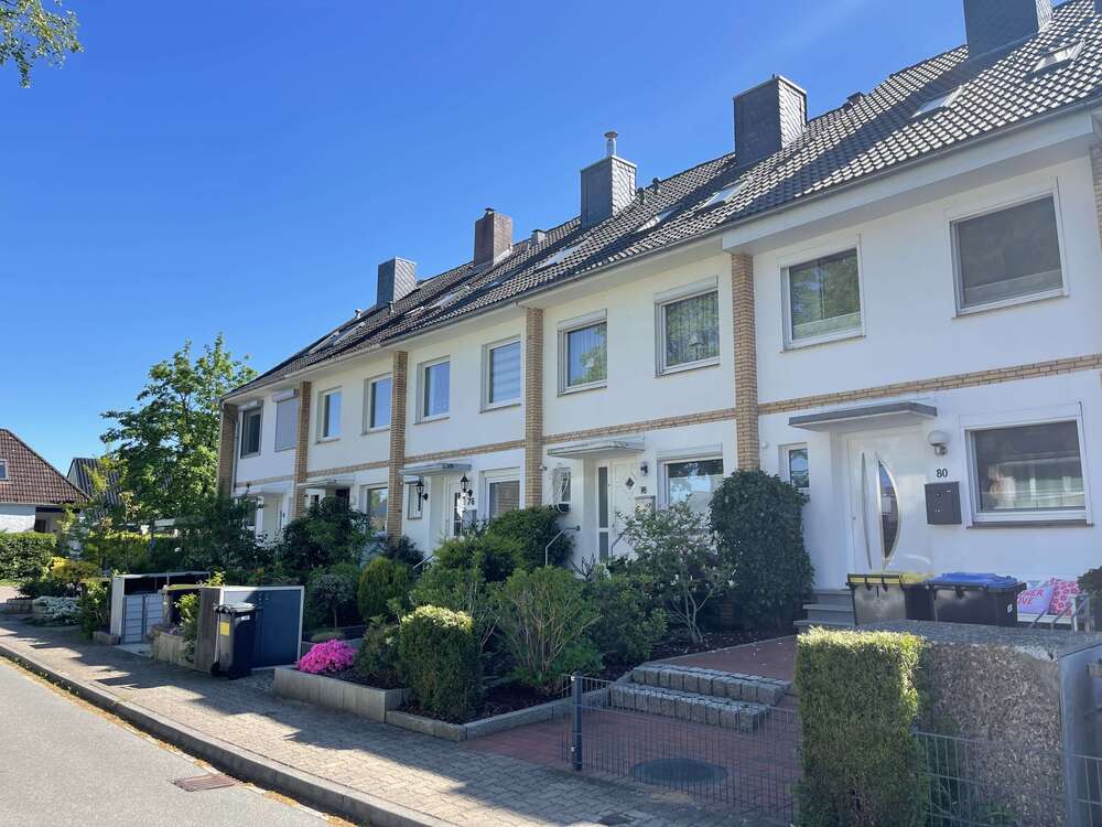 Thumbnail-Haus zum Mieten in Halstenbek 1.755,00 € 121 m²