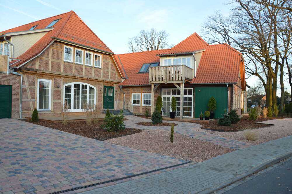 Thumbnail-Wohnung zum Mieten in Burgwedel 1.390,00 € 124.5 m²