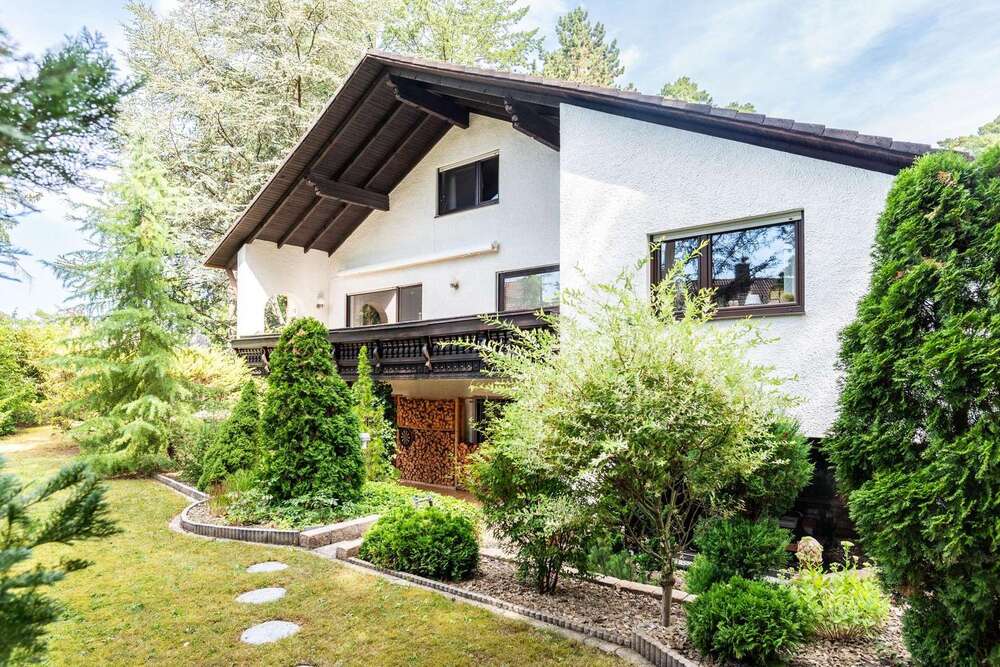 Thumbnail-Haus zum Kaufen in Erlangen 1.595.000,00 € 330 m²