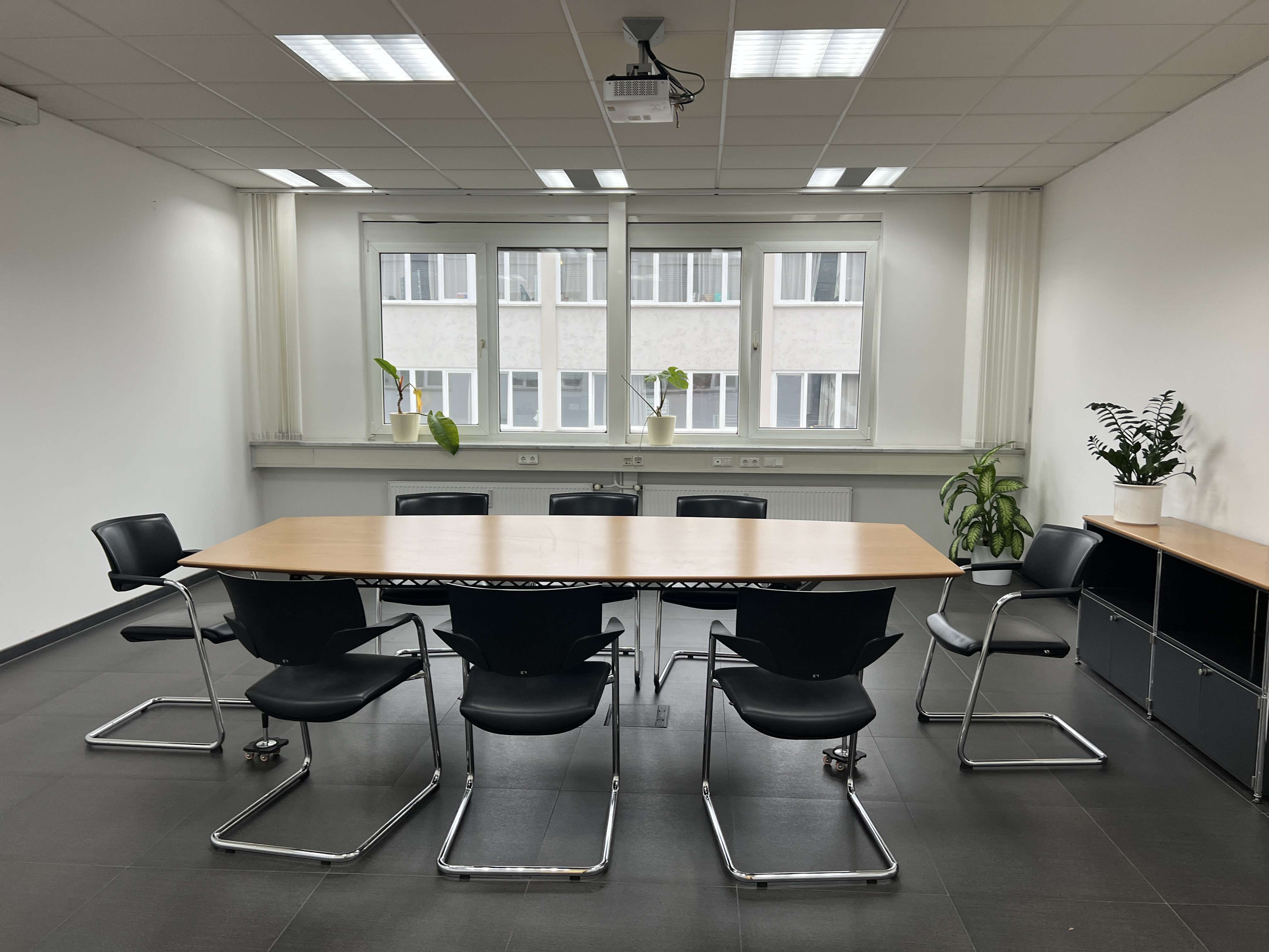 Thumbnail-Büro in München 699,00 € 18 m²