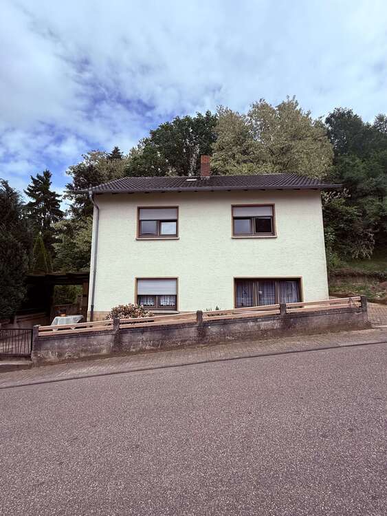 Thumbnail-Haus zum Kaufen in Thaleischweiler-Fröschen 129.000,00 € 130 m²