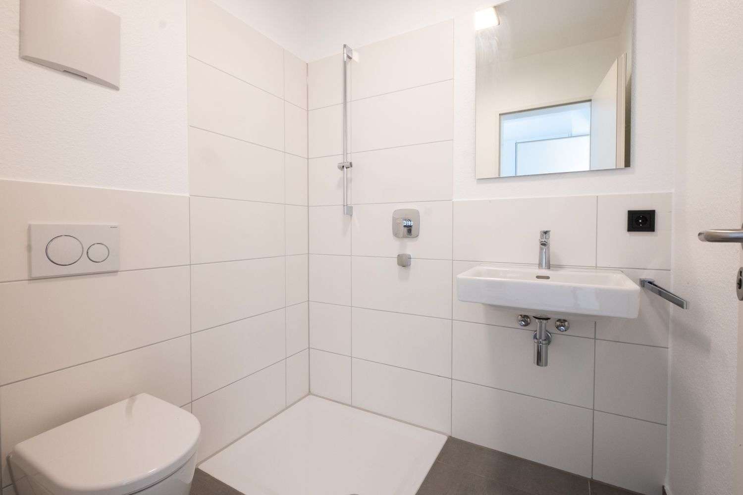 Thumbnail-Wohnung zum Mieten in Stuttgart 790,00 € 16.36 m²