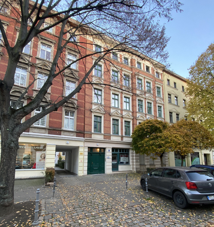 Thumbnail-Wohnung zum Kaufen in Magdeburg 108.000,00 € 66.36 m²
