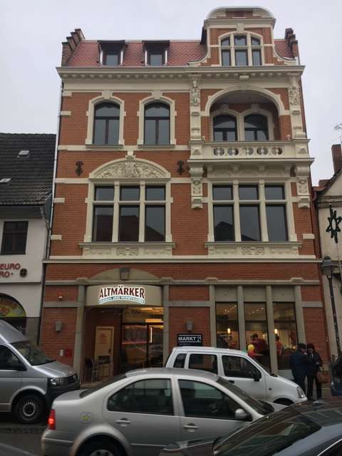 Thumbnail-Einzelhandel in Burg 1.600,00 € 71.35 m²