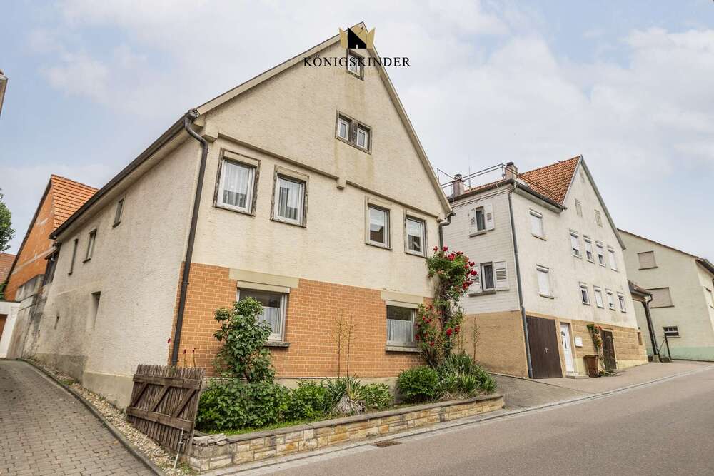 Thumbnail-Haus zum Kaufen in Hessigheim 325.000,00 € 133.79 m²