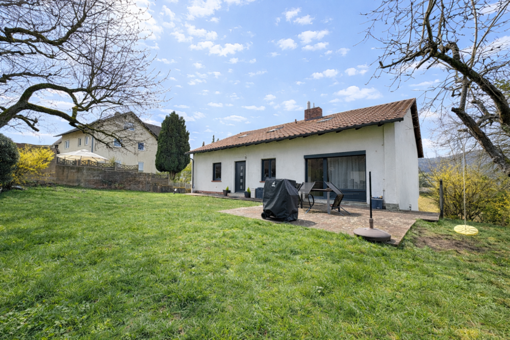 Thumbnail-Haus zum Kaufen in Gemünden 395.000,00 € 226 m²