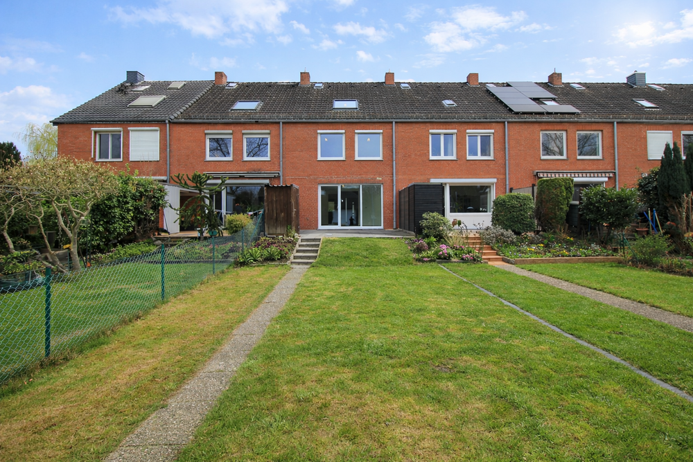 Thumbnail-Haus zum Mieten in Bremen 1.550,00 € 131 m²