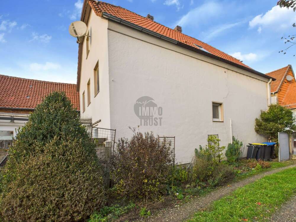 Thumbnail-Haus zum Kaufen in Pattensen 299.000,00 € 268 m²