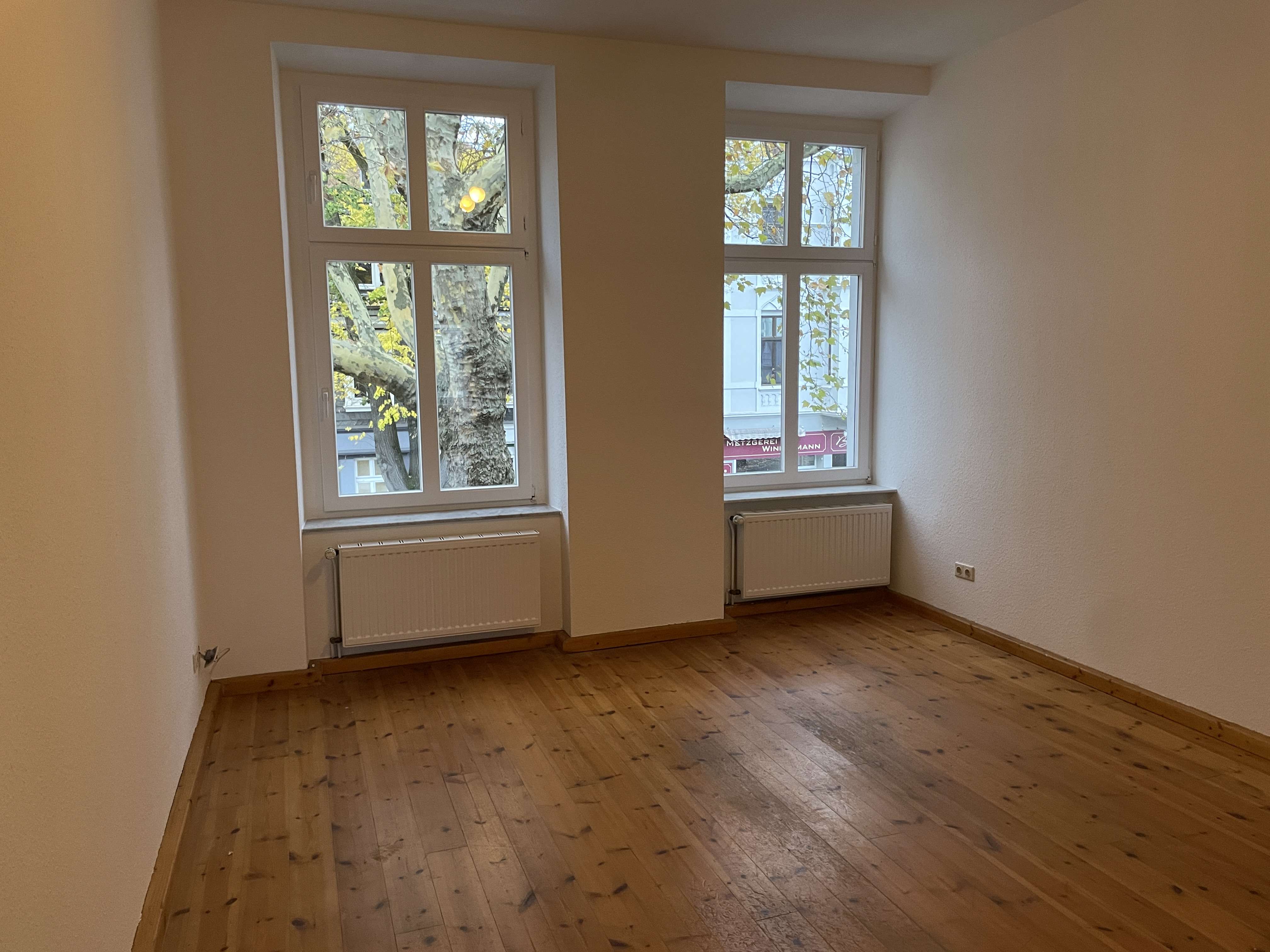 Thumbnail-Wohnung zum Mieten in Wuppertal 615,00 € 77 m²