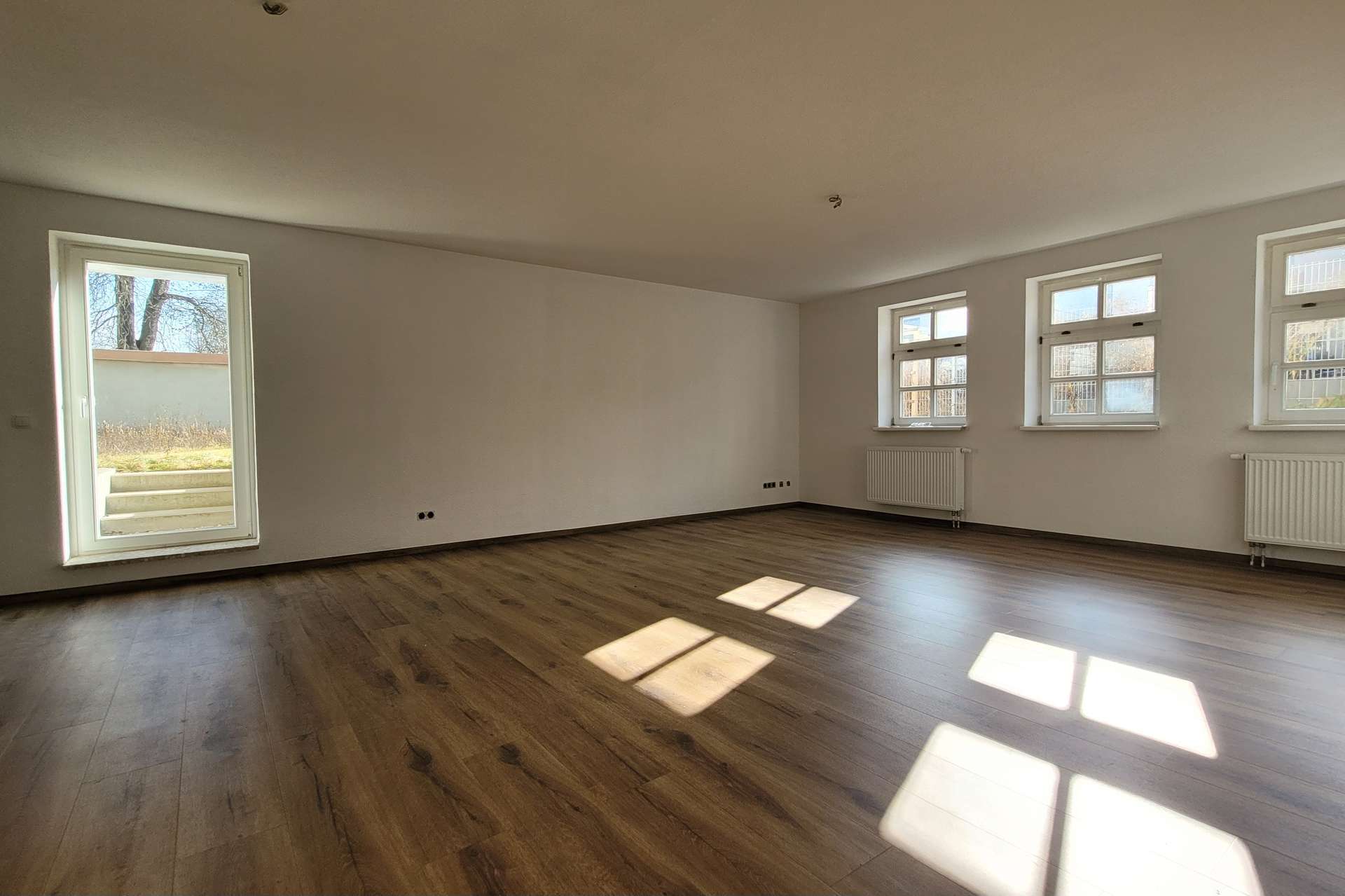Thumbnail-Wohnung zum Mieten in Gotha 950,00 € 140 m²