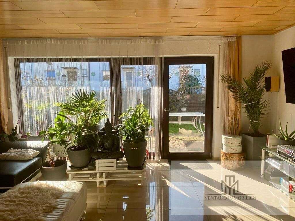 Thumbnail-Haus zum Mieten in Rosbach vor der Höhe Rodheim vor der Höhe 2.000,00 € 170 m²