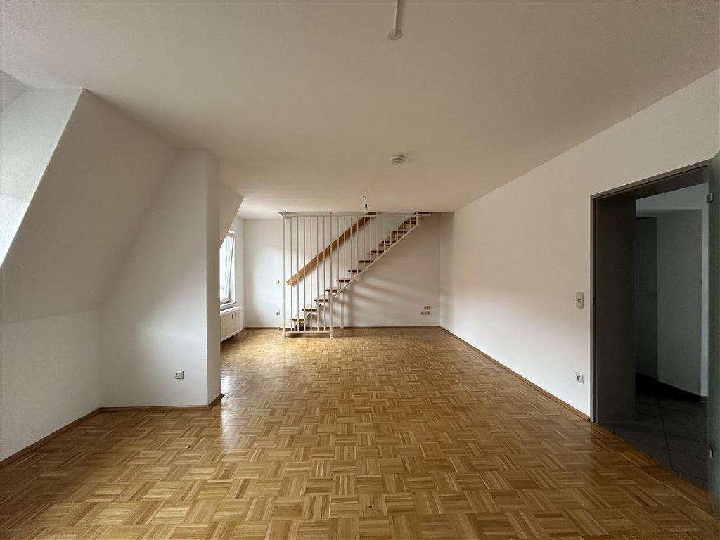 Thumbnail-Wohnung zum Mieten in Essen 625,00 € 77.67 m²
