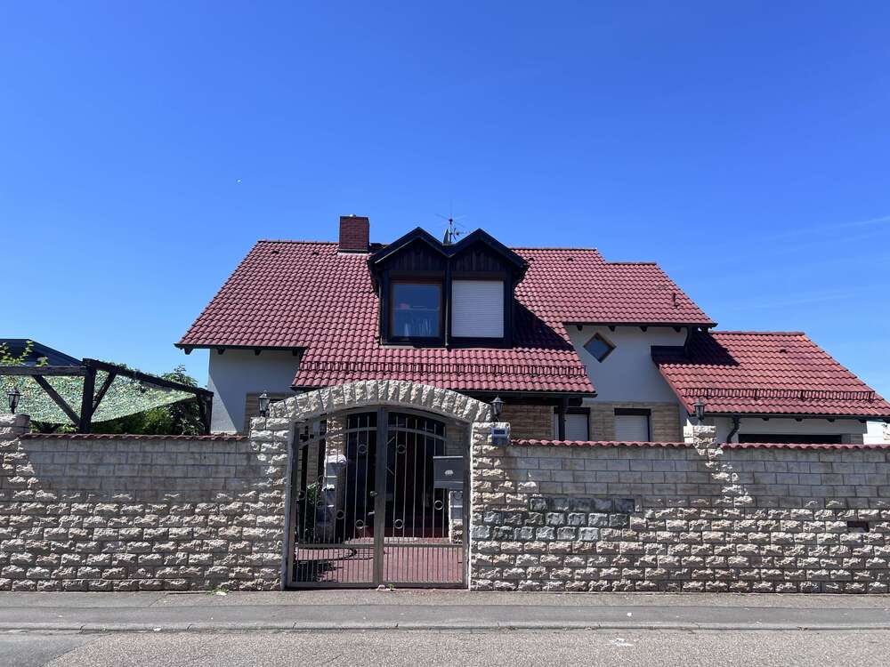 Thumbnail-Haus zum Kaufen in Hockenheim 765.000,00 € 200 m²