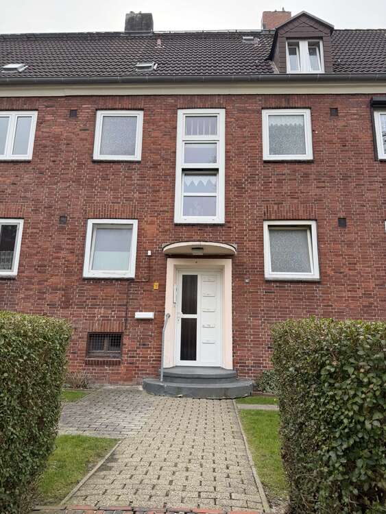 Thumbnail-Wohnung zum Kaufen in Wilhelmshaven 49.000,00 € 43.64 m²