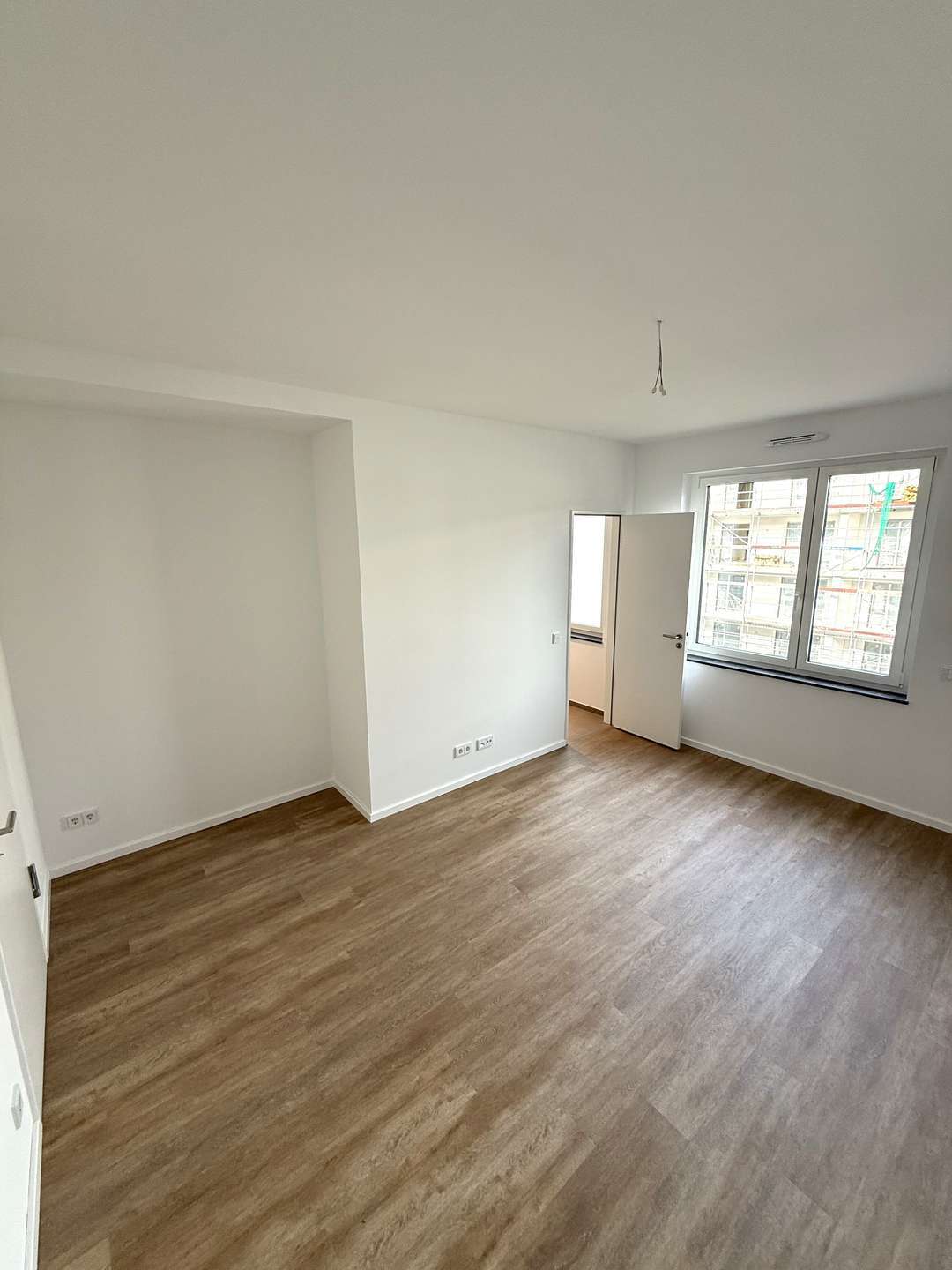 Thumbnail-Wohnung zum Kaufen in Hannover 1.050.000,00 € 177.05 m²