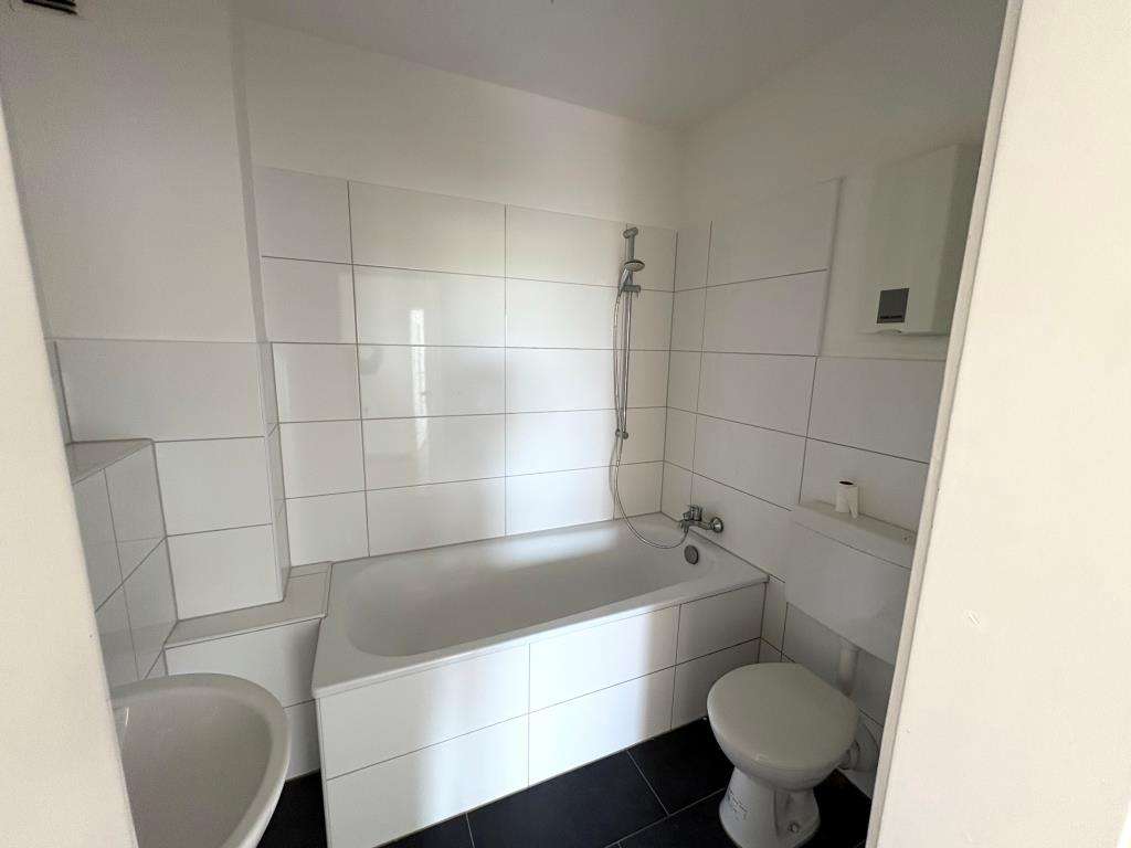 Thumbnail-Wohnung zum Mieten in Velbert 479,00 € 63.35 m²