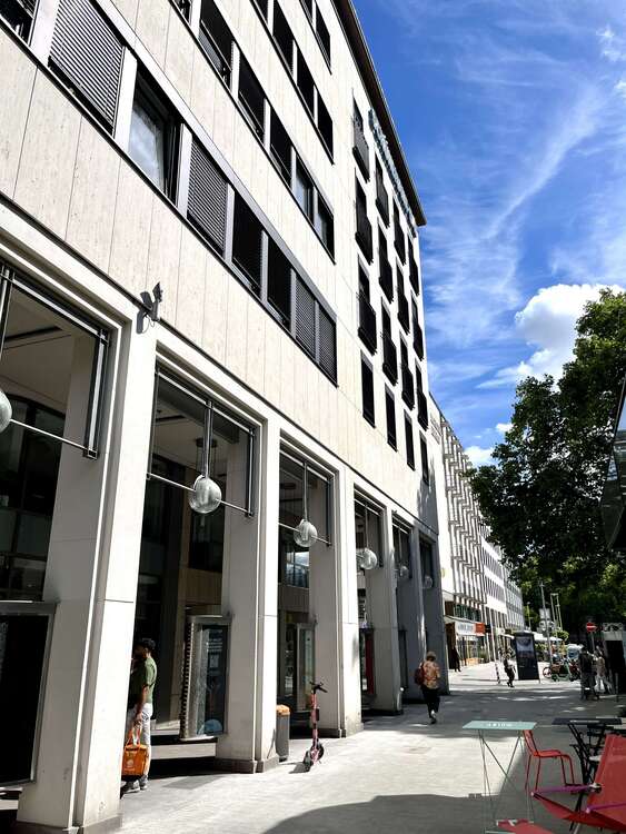Thumbnail-Büro in Hannover 2.600,00 € 200.31 m²