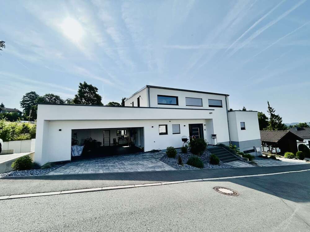 Thumbnail-Haus zum Kaufen in Wermelskirchen 1.495.000,00 € 219 m²