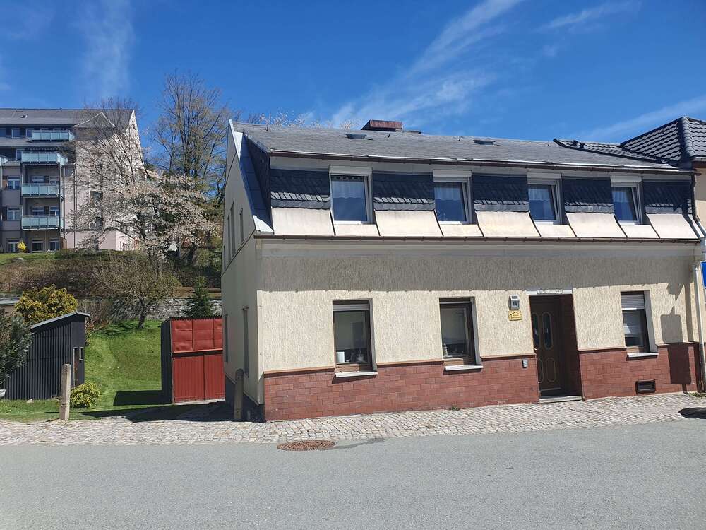Thumbnail-Haus zum Kaufen in Geyer 149.000,00 € 141 m²
