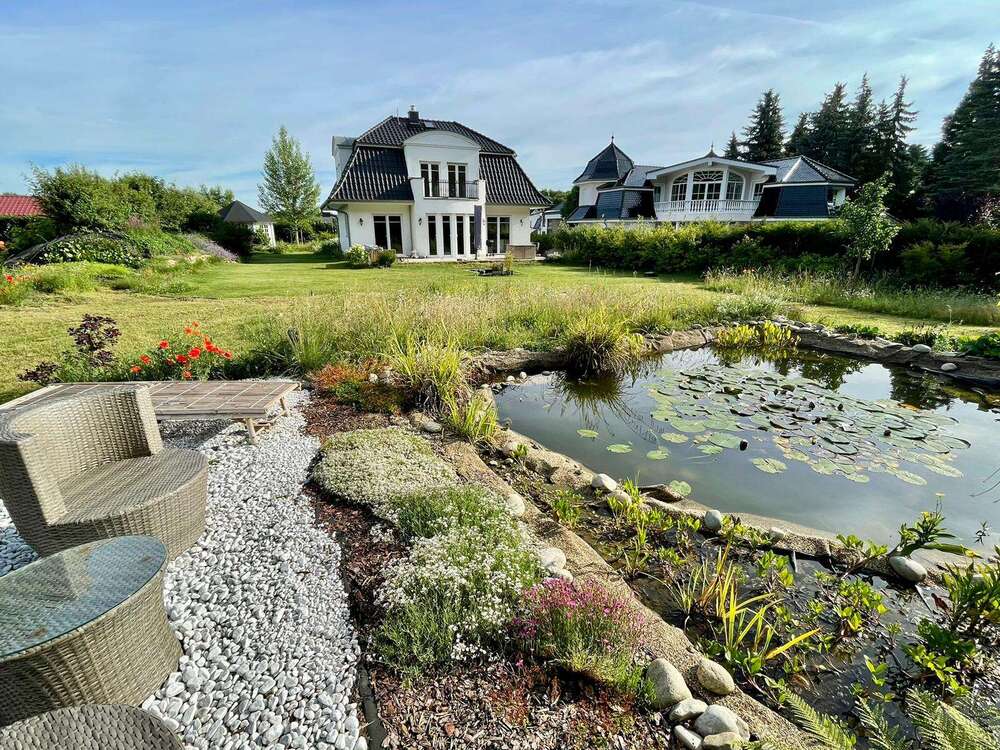 Thumbnail-Haus zum Kaufen in Michendorf 1.090.000,00 € 160 m²