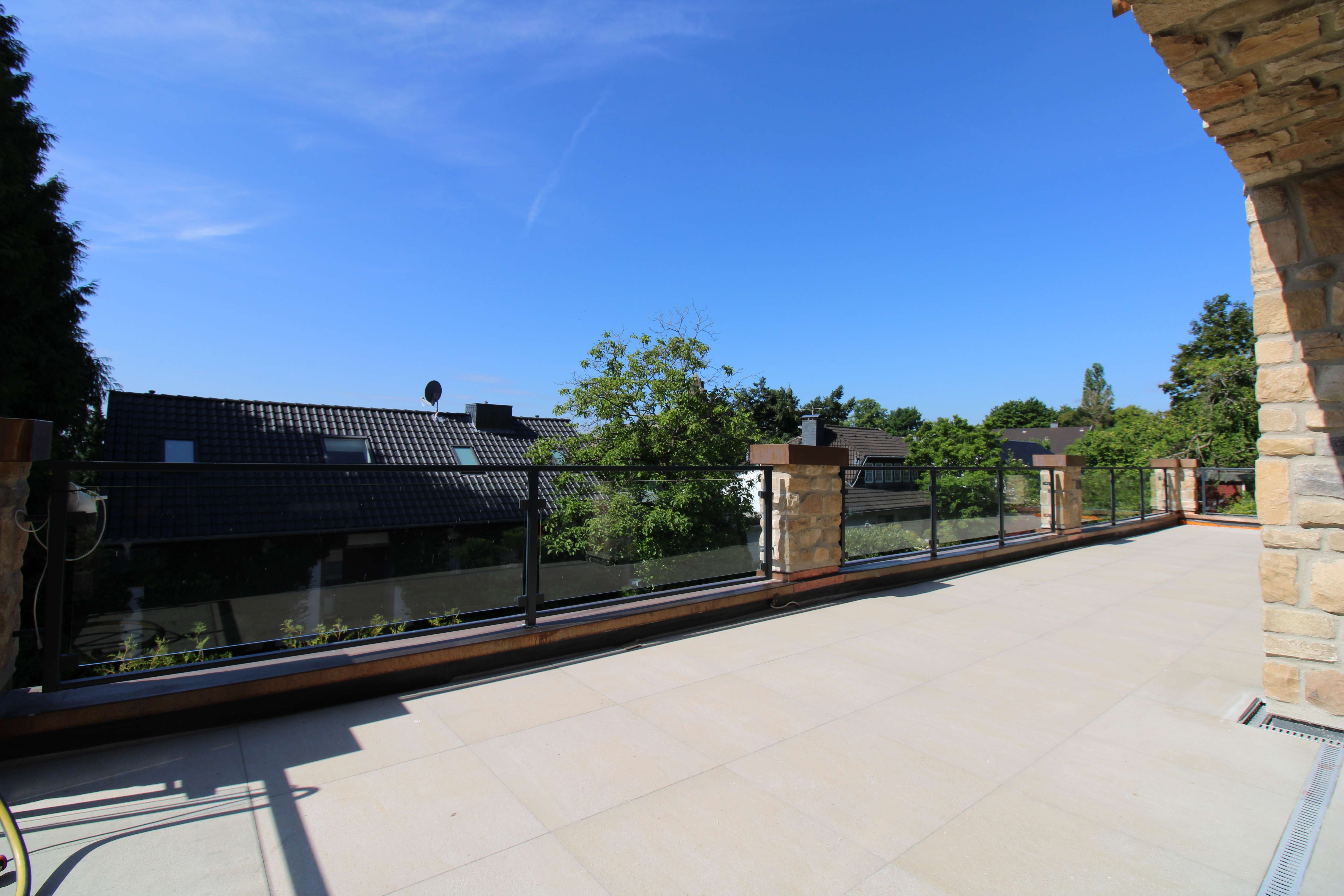 Thumbnail-Wohnung zum Kaufen in Bergisch Gladbach 875.000,00 € 111.81 m²