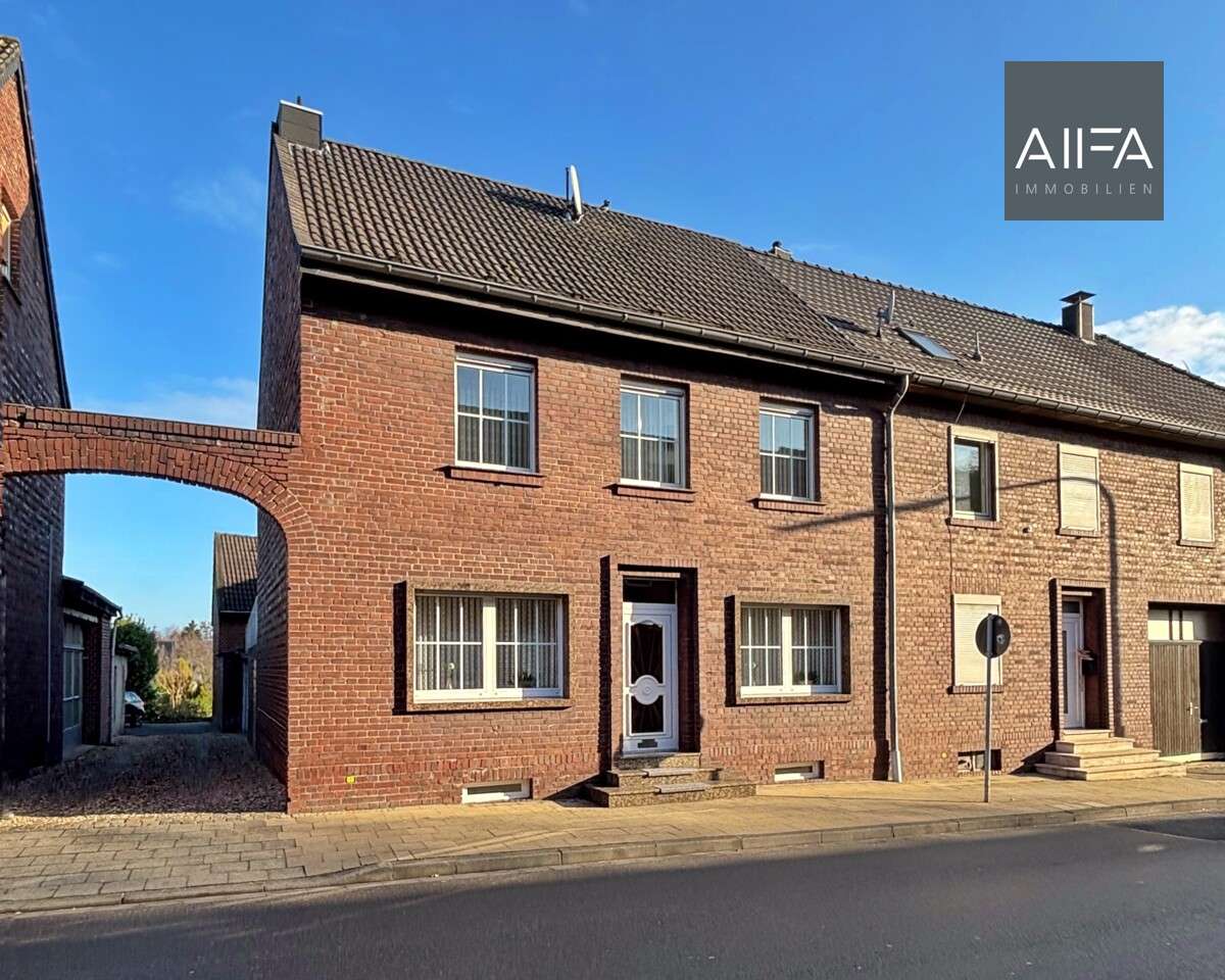 Thumbnail-Haus zum Kaufen in Heinsberg-Kirchhoven 199.000,00 € 117 m²